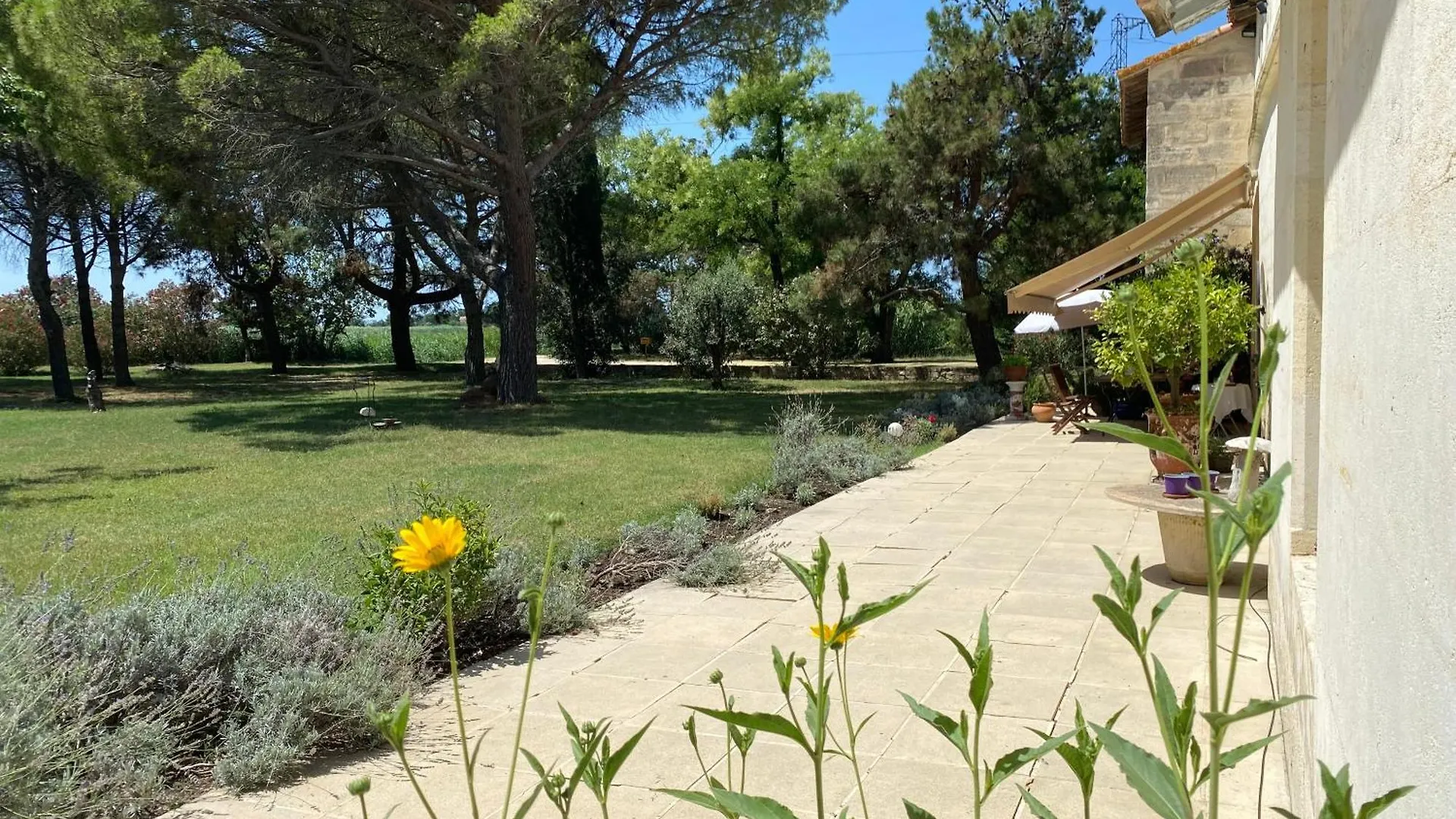 Mas Antonine, Poulailler Apartment Arles