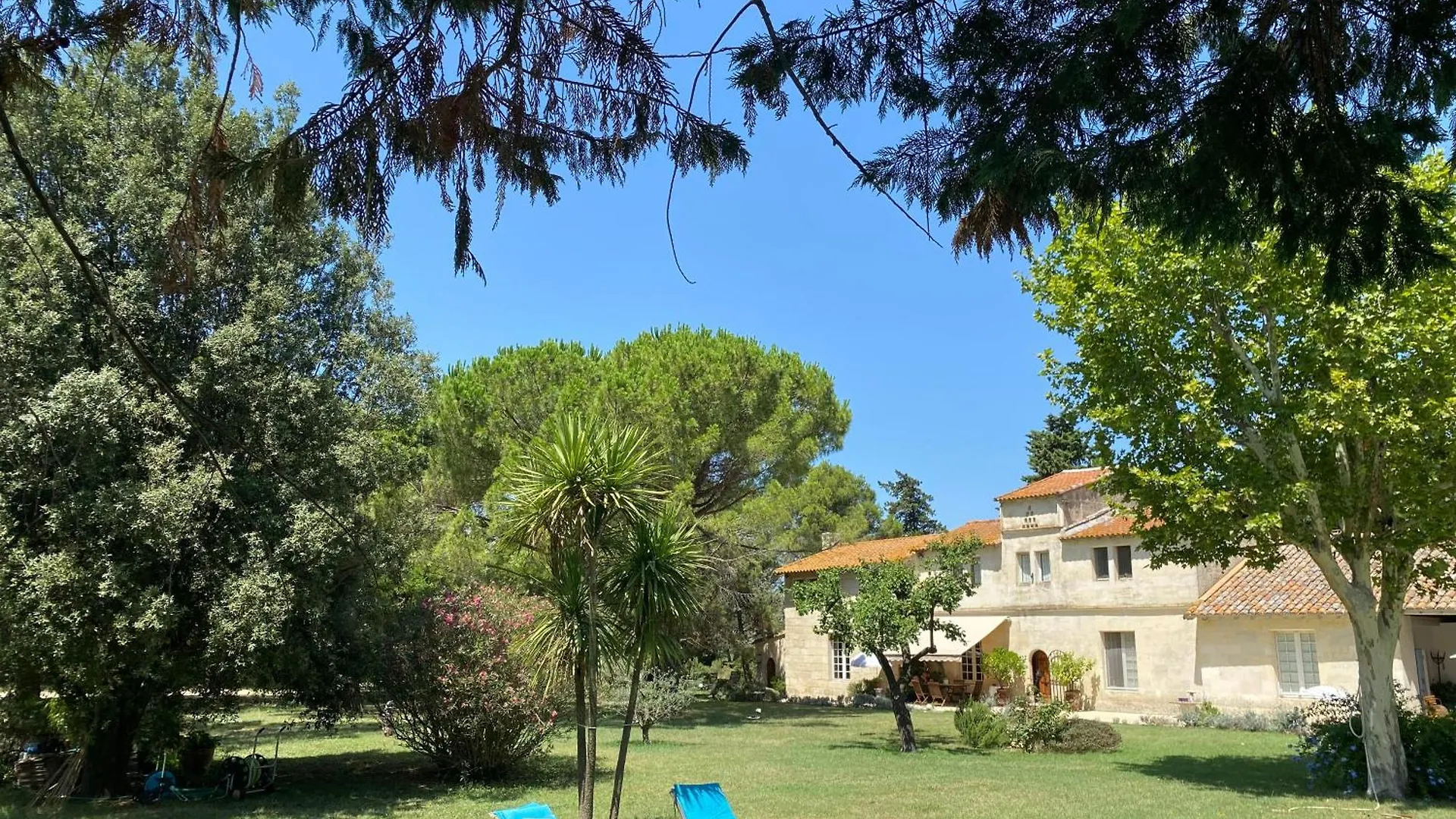 Mas Antonine, Poulailler Apartment Arles