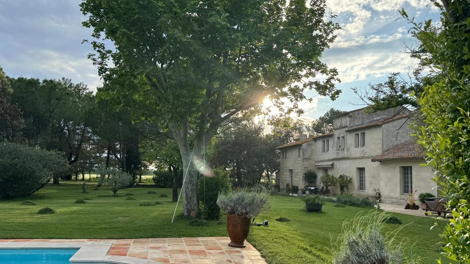 Mas Antonine, Poulailler Apartment Arles