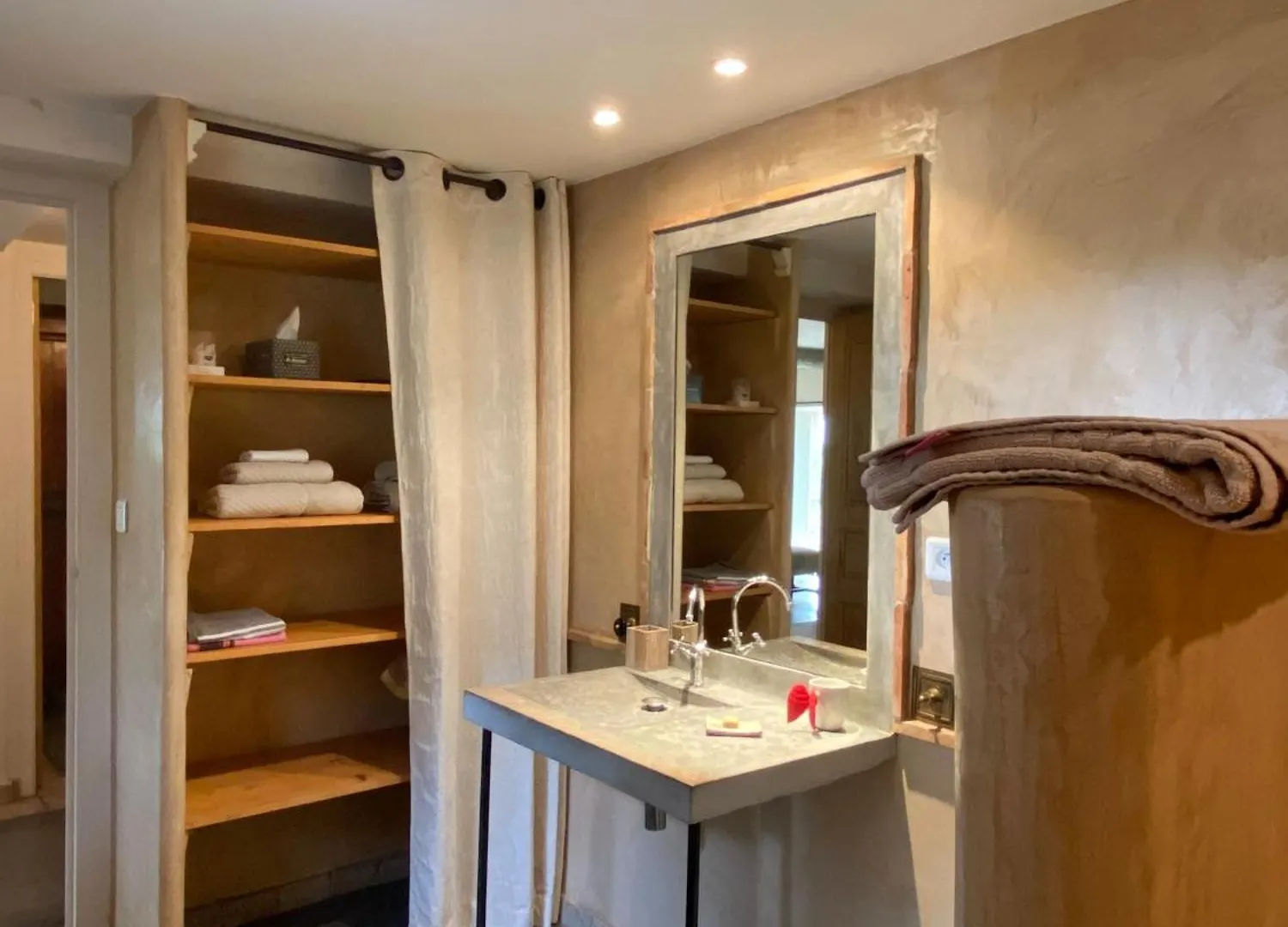 Mas Antonine, Poulailler Apartment Arles France